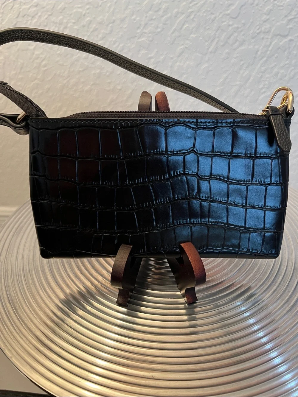 Cole Haan NWOT Black Croc-Embossed Leather Wristlet with Gold Hardware